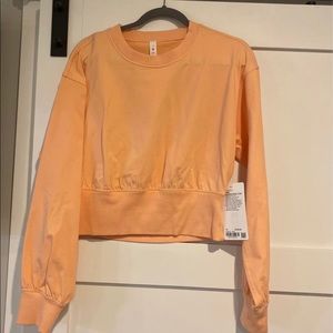 NWT lululemon crop sweatshirt